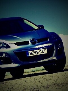 Кроссовер Mazda обои