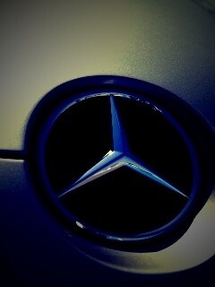 Логотип Мерседес обои