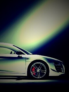 Audi R8 вид сбоку обои