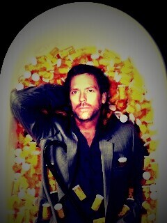 Хаус в ванне с викодином обои