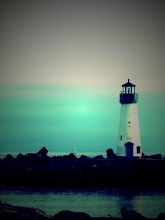 Маяк в порту Санта-Круз обои