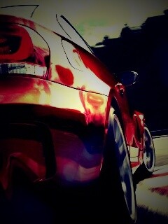 BMW входит в поворот на треке обои