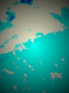 Мыльные пузыри в небе обои