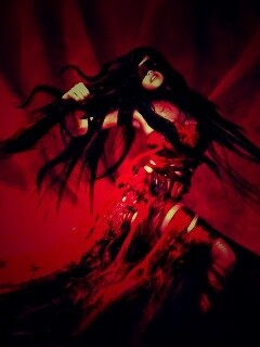 Девушка в красной мантии обои