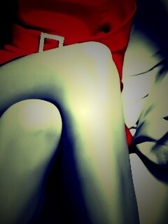 Ножки, платье и сигарета обои