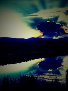 Облако над лугом обои