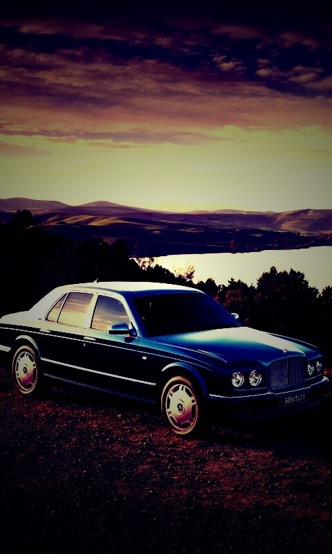 Бентли на природе обои