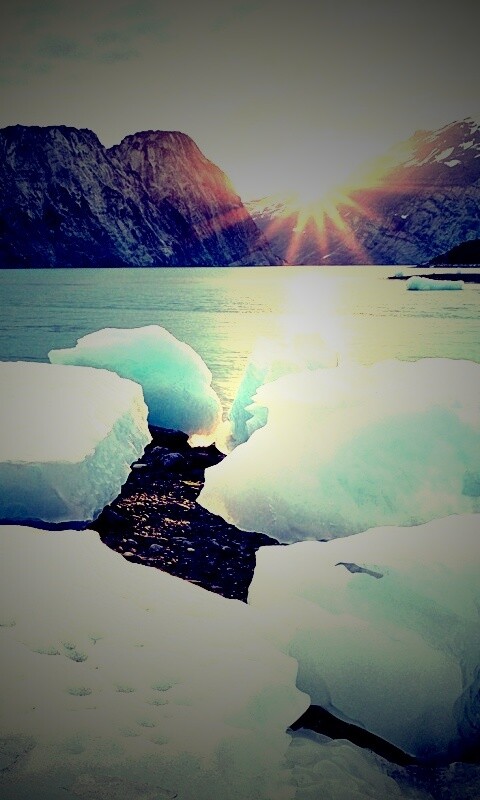 Зимнее горное озеро обои