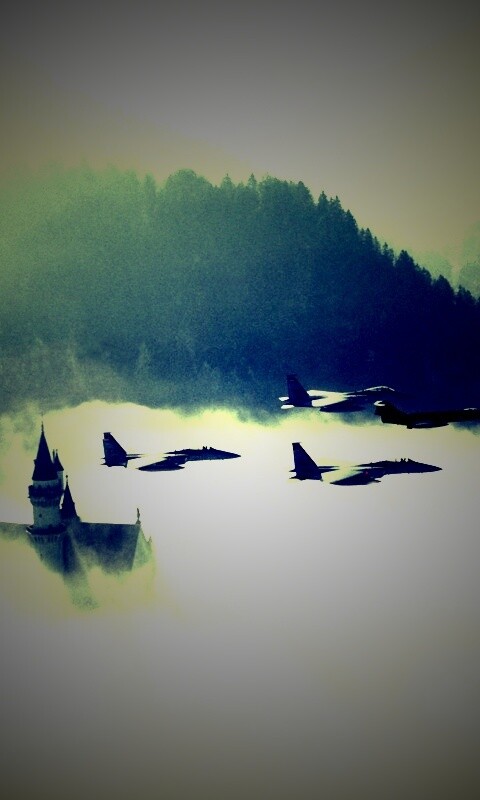 Истребители над замком обои