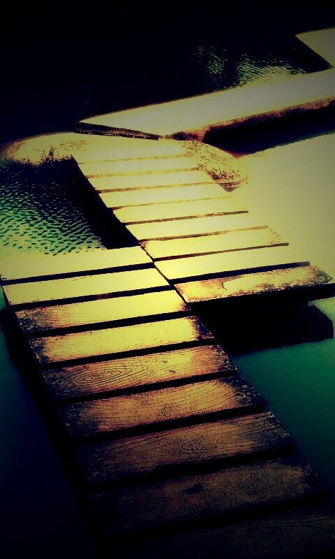 Дорожка над водой обои