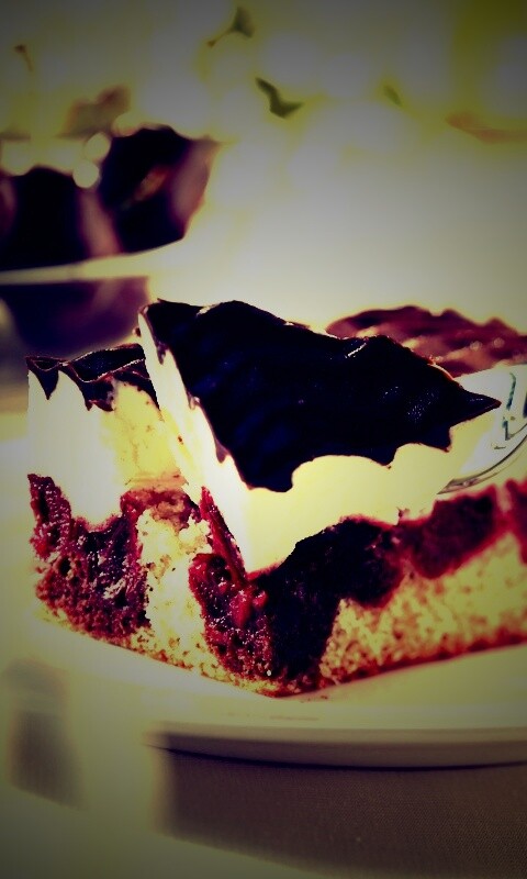 Вишневое пирожное обои