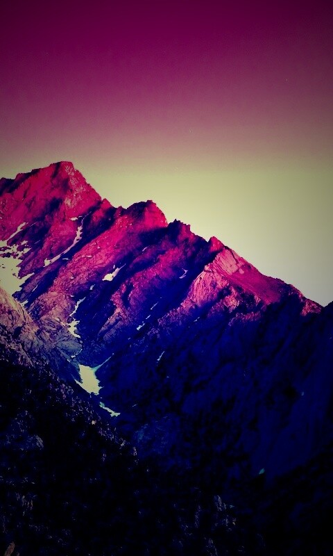 Розовые горы обои