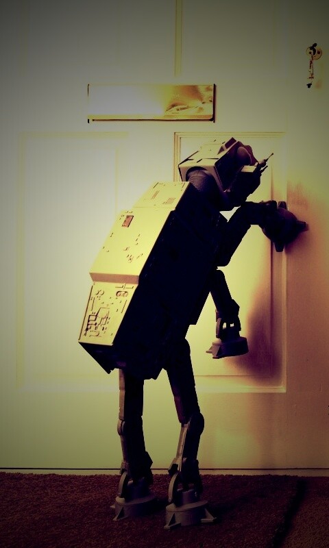 Имперский робот просится гулять обои