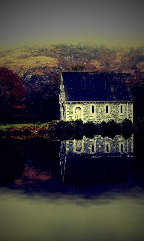 Живописный дом обои