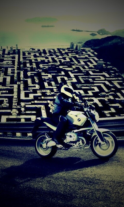 BMW R 1200 R. Найди свой путь наружу. обои