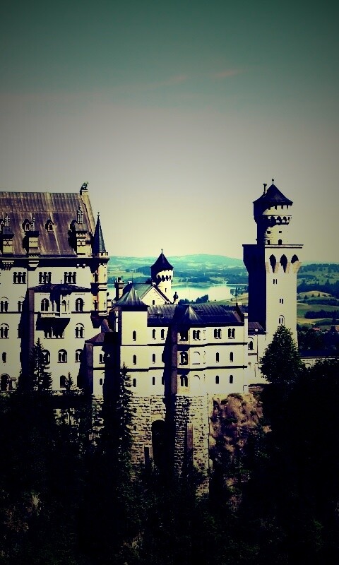 Замок Нойшванштайн в Баварии обои