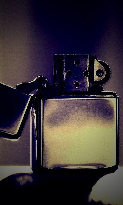 Зажигалка обои