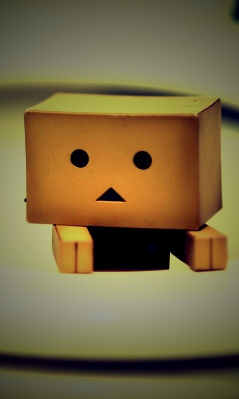 Danbo в унитазе обои