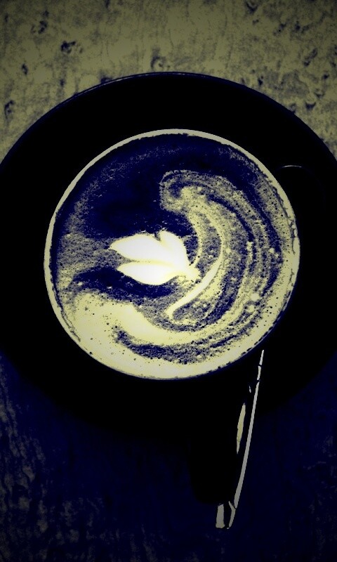 Монохромный утренний кофе обои