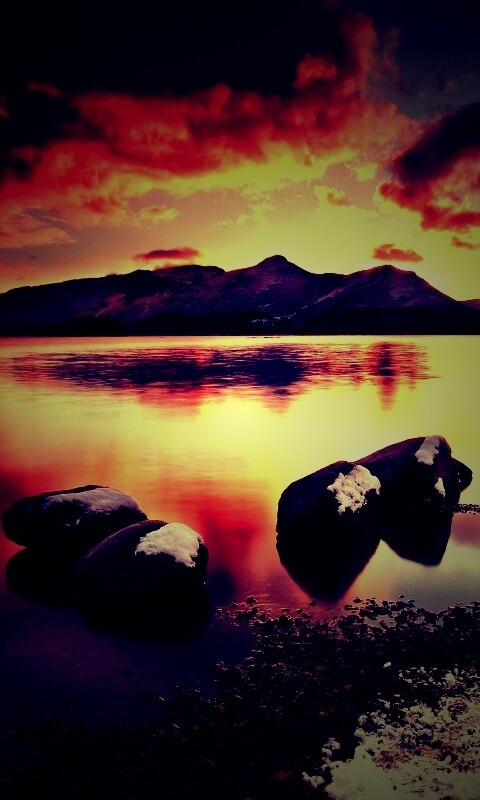 Картинный закат на озере обои