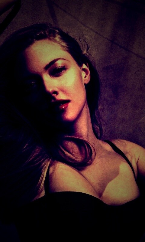 Аманда Сейфрид обои