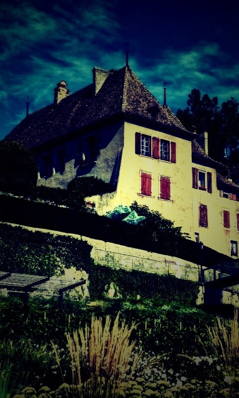 Дома с своеобразной архитектурой обои