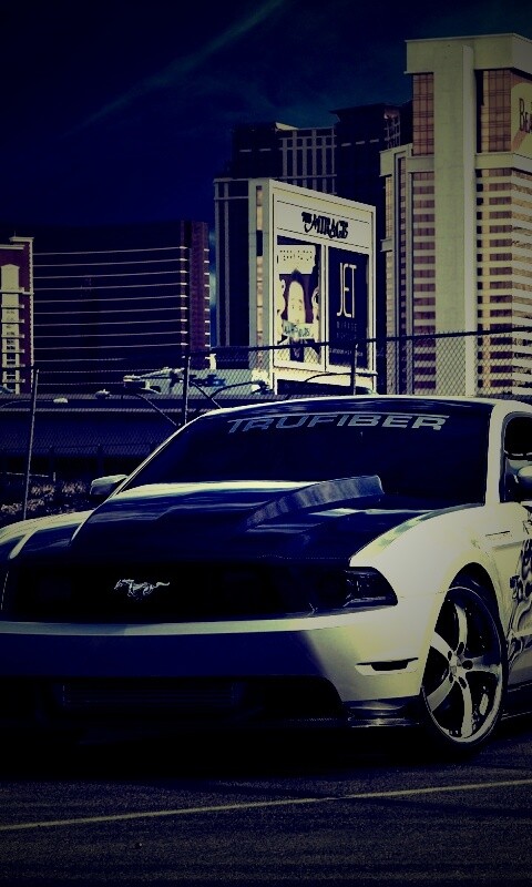 Тюнингованный Форд Мустанг обои