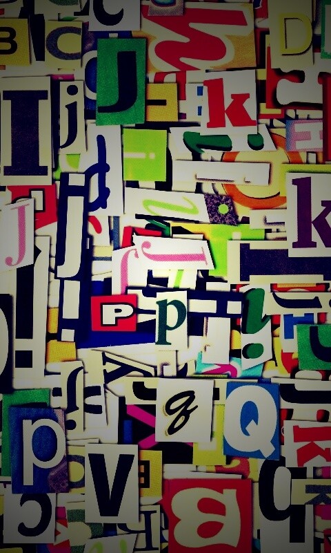 Буквы вырезанные из журналов обои