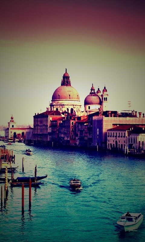 Канал в Венеции обои