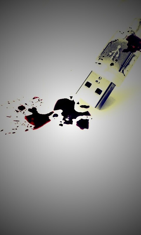 Кровавый usb обои