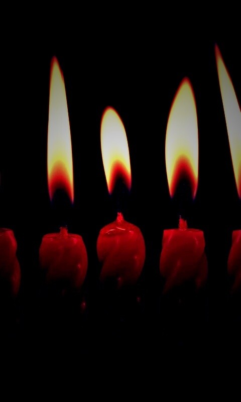 Красные свечи обои