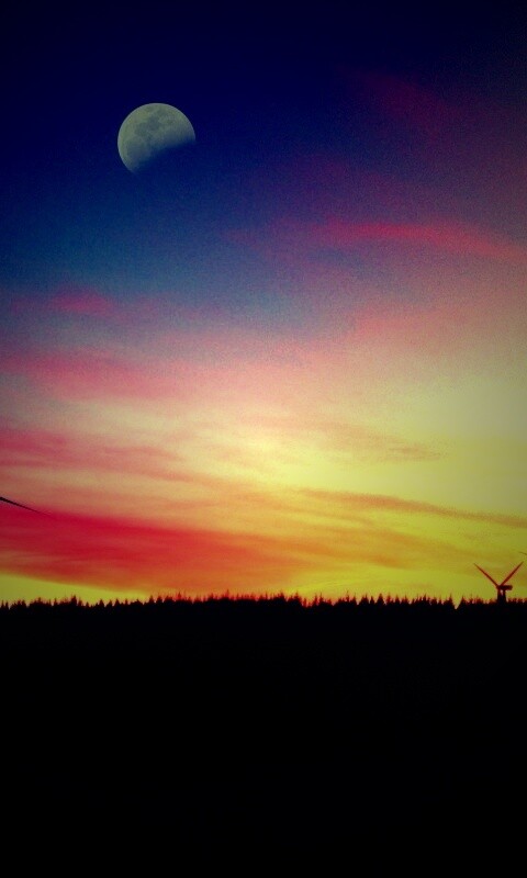 Закат за холмом обои