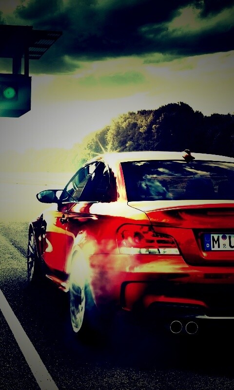 Оранжевый BMW серии M обои