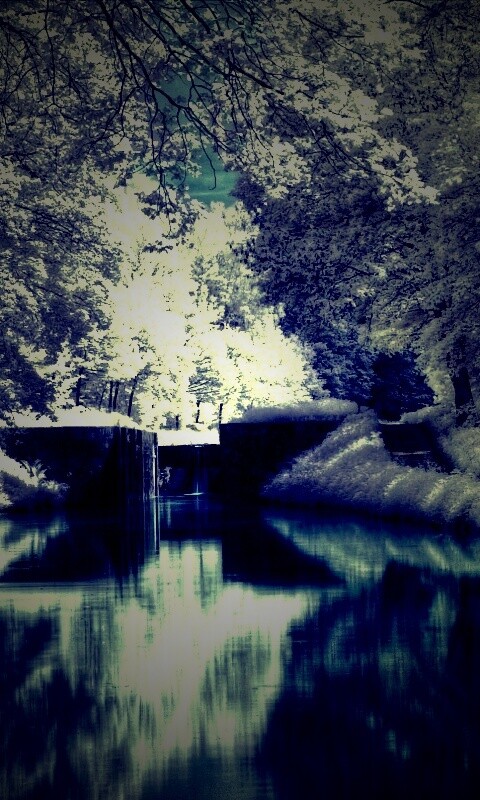 Замёрзжий канал обои