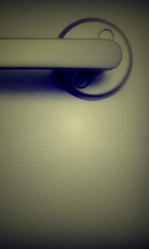 Дверная ручка обои