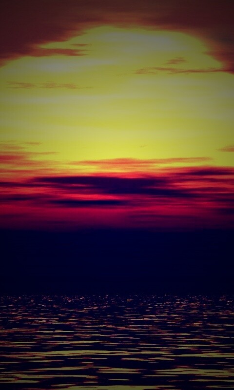 Закат над морской гладью обои