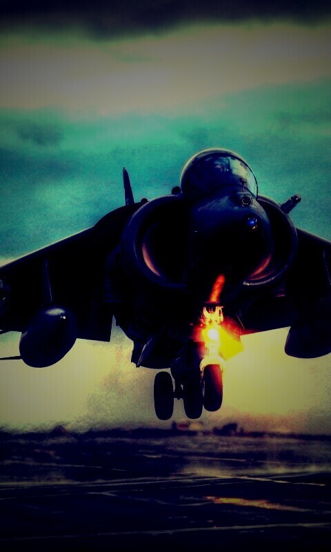 Истребитель на взлете обои
