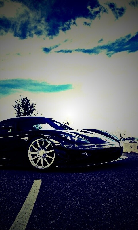 Черный кёнигсег обои