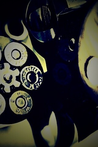 Револьвер обои