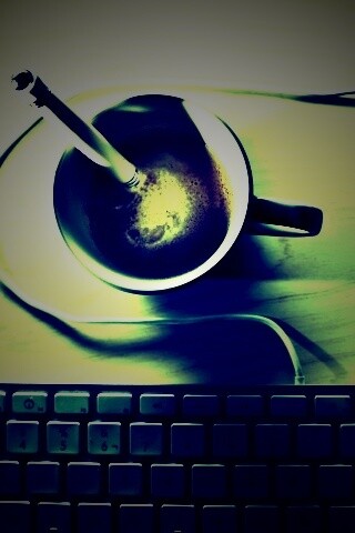 Ручка в кофе обои