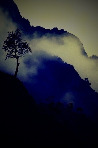 Сумерик в горах обои