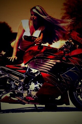 Девушка и байк обои