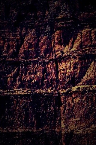 Скалистый обрыв обои