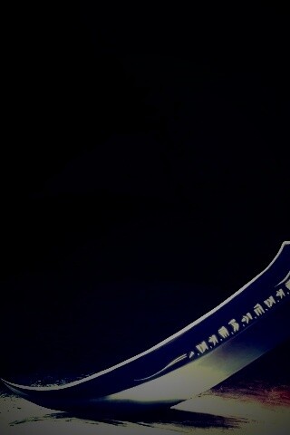 Клинок с магическими рунами обои