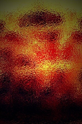 Желтоватое неровное стекло обои