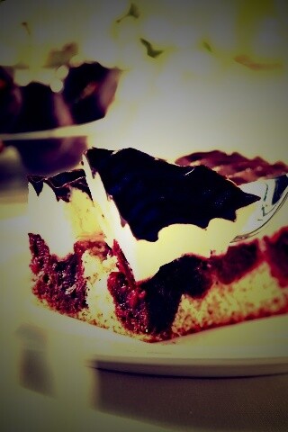 Вишневое пирожное обои