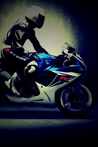 Suzuki и мотоциклист обои