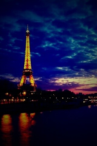Эйфелева башня в Париже обои