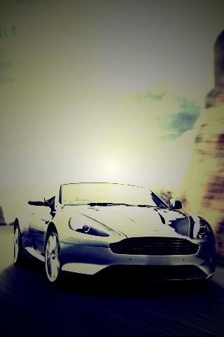 Aston Martin на повороте обои