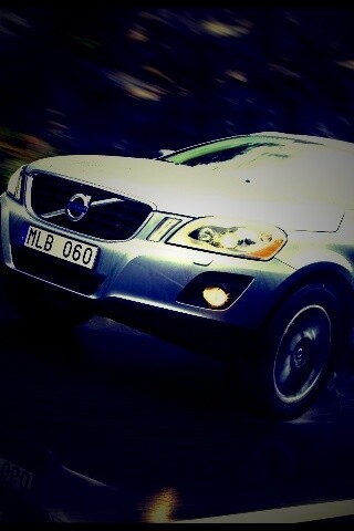 Кроссовер Вольво обои